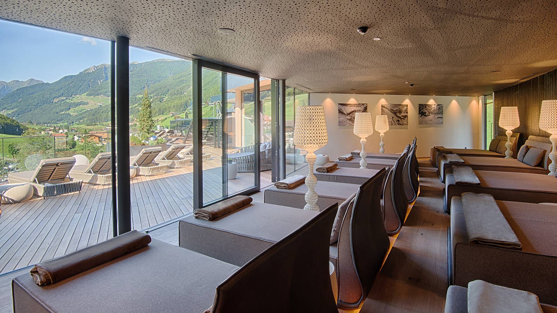 Ruheliegen im SkySpa des A&L Wellnessbereich