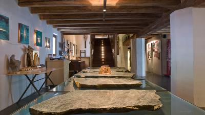 Steinplatten im Bergbaumuseum im Kornkasten