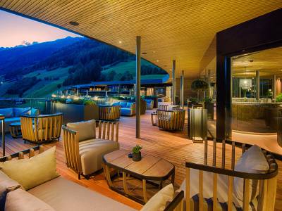 Amonti & Lunaris Wellnessresort: Skybar