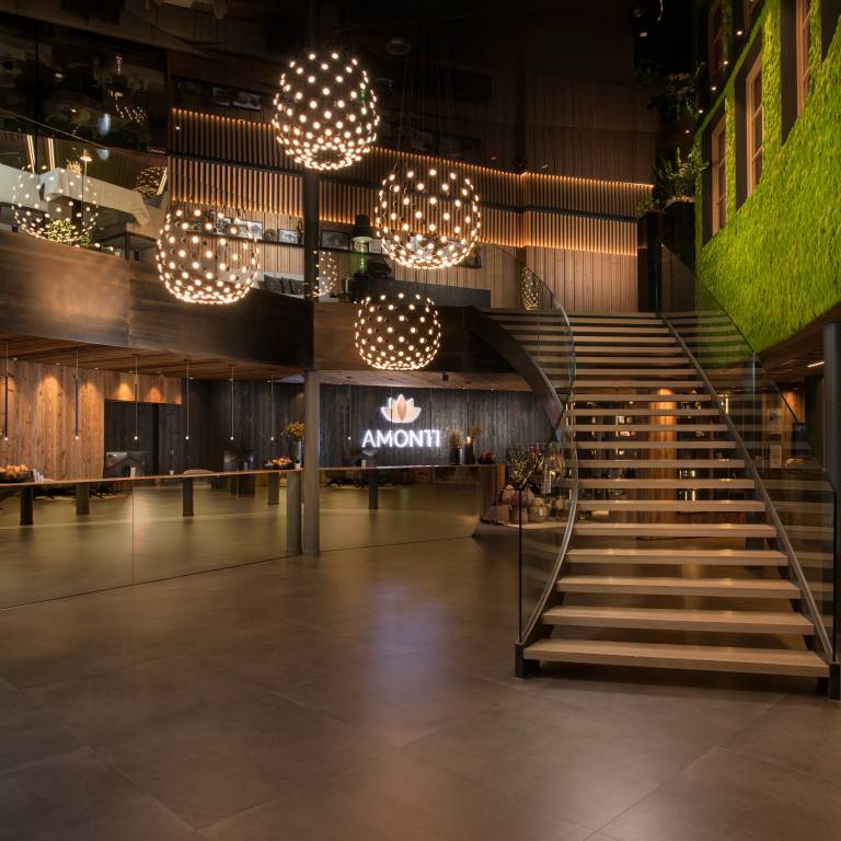 Hotellobby des Amonti Wellnessresort